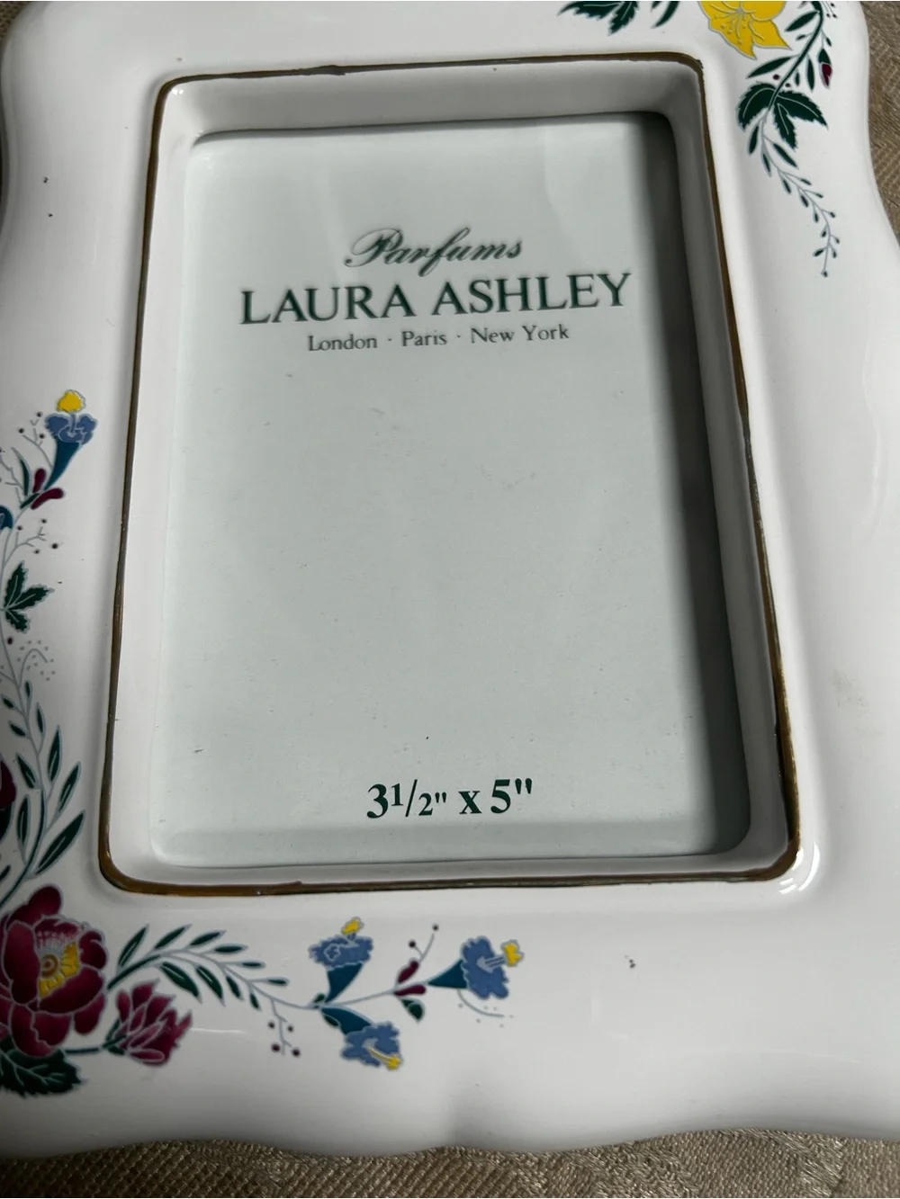Laura Ashley pair laura